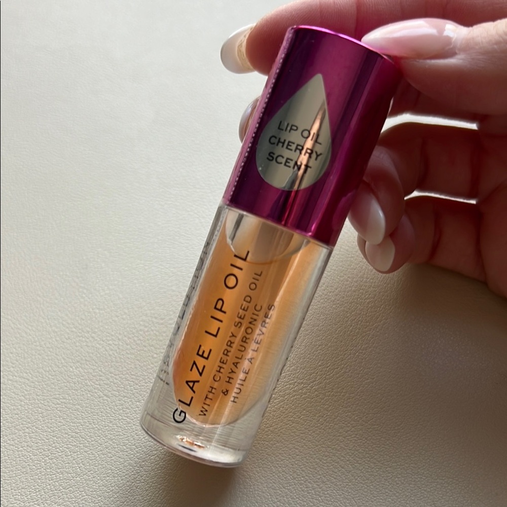 Revolution Cherry Glaze Lip Oil